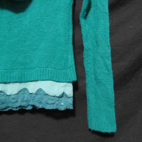 Unique Item | TAKEOUT | medium | Zip-Up Hooded Sweater - Lace Cami - Combo - Picture 14 of 15